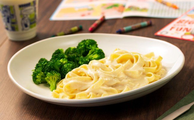 Kids Alfredo Sauce with Choice of Pasta (V)